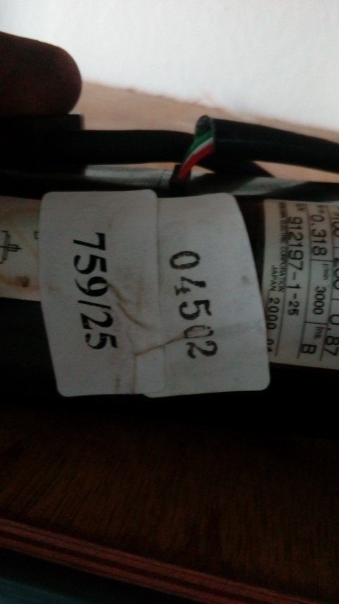 SGM-01AGSU11 SERVO MOTOR " YASKAWA "