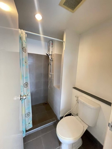 ให้เช่าเดอะ พอยต์ คอนโด รังสิต คลอง 6 ตึก C ชั้น 5 ขนาด 26 ตร.ม.เฟอร์ครบ เครื่องใช้ไฟฟ้าครบ