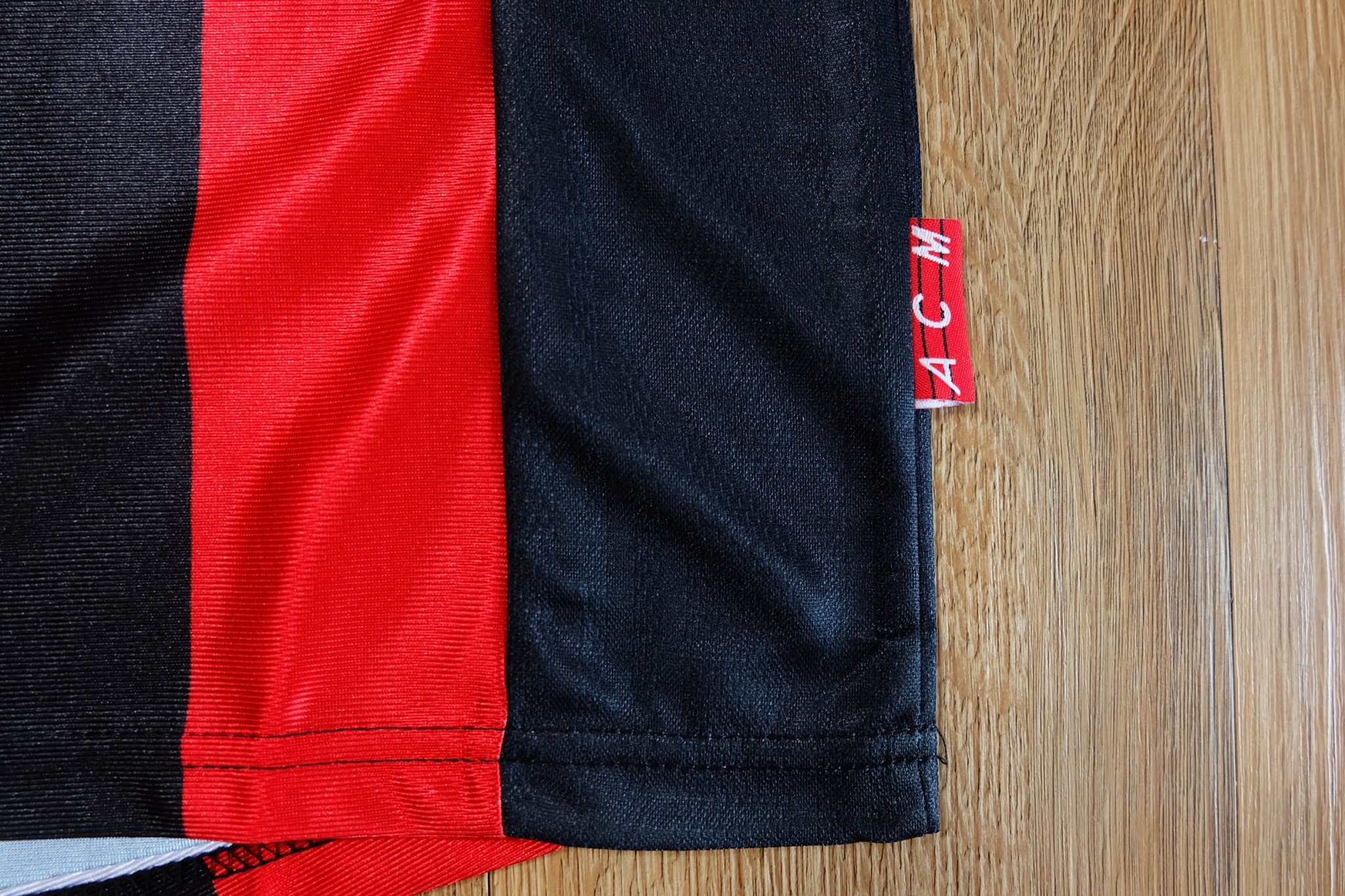 AC Milan 1998/99 Vintage Jersey เสื้อฟุตบอลเอซีมิลาน เหย้า