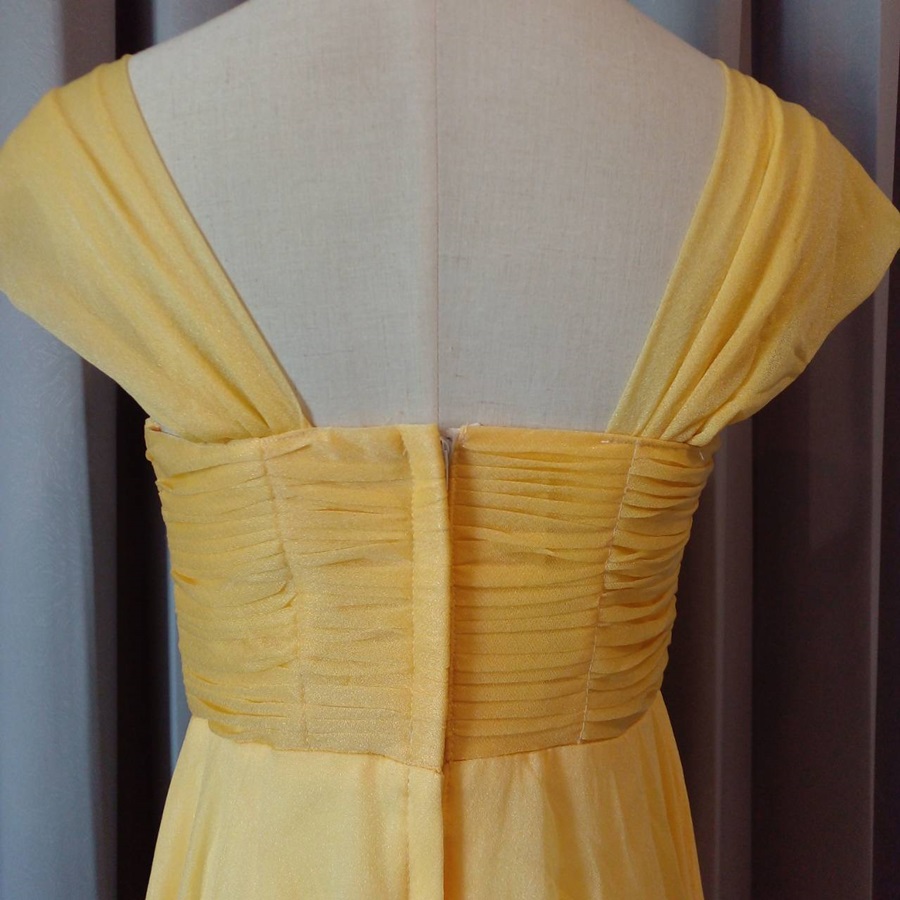 พร้อมส่ง ชุดราตรียาว ผ้าชีฟอง สีเหลือง แต่งคริสตัลหรูช่วงอกและเอว