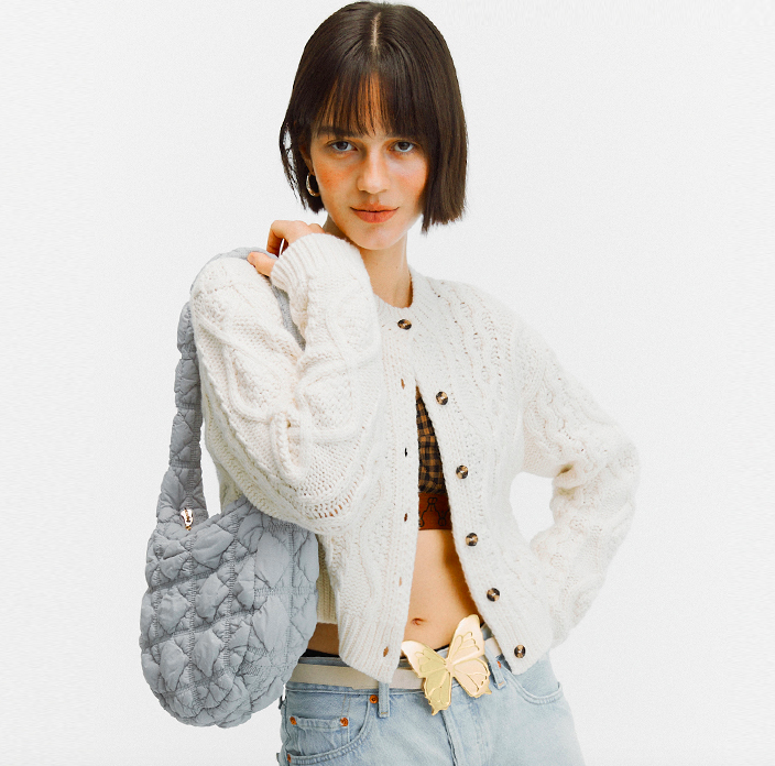 กระเป๋า #Carlyn Bag รุ่น Soft M (นำเข้าของแท้ 100%) - รอนำเข้า 10-25 วัน -