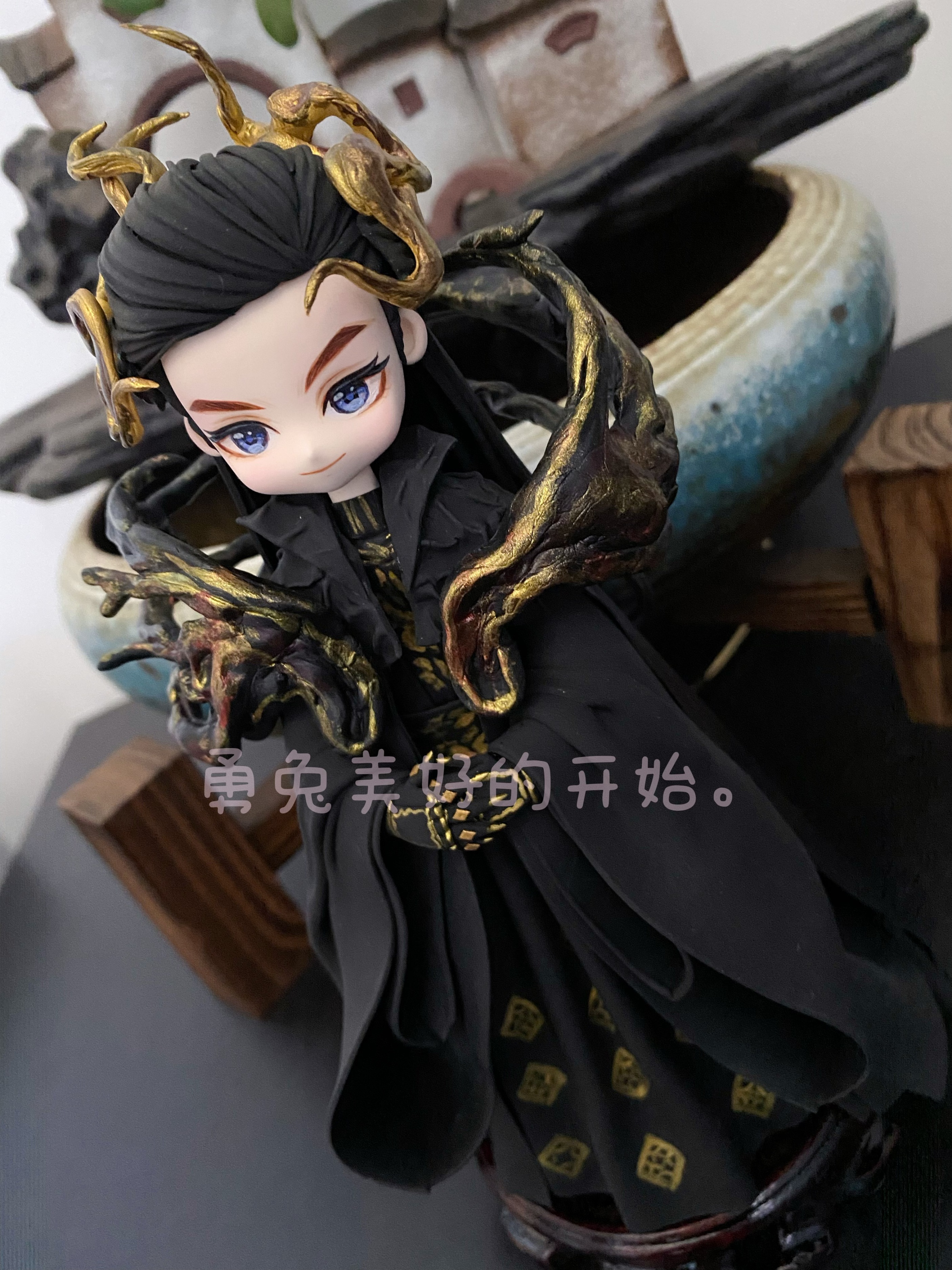 โมเดลดินปั้น ตงฟางชิงชาง จากซีรี่ย์ ของรักของข้า