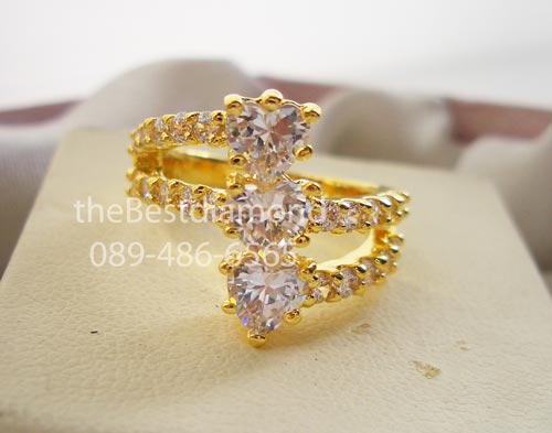 BR610+Perfect 3 heart ring +++ แหวนเพชร cz รูปหัวใจ 3 ดวง ดีไซน์ 3 แถว modern หรูหรา ไฮโซ สุดๆ เพชรแวววาวมากๆๆ
