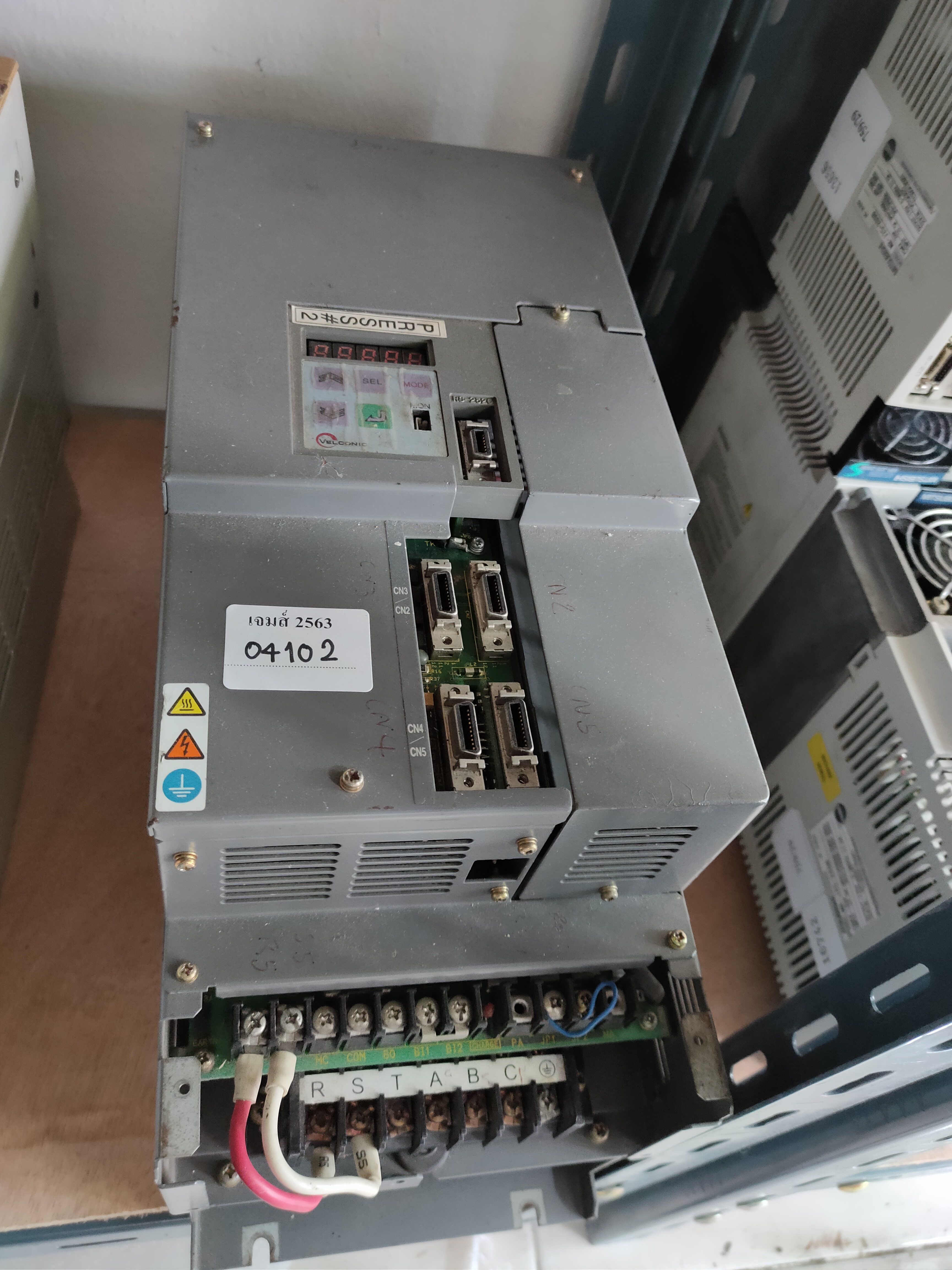 VLAST-100P3L-XX SERVO DRIVE " VELCONIC "