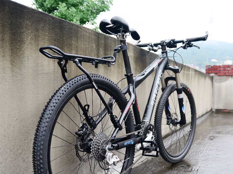 ตะแกรงท้าย ตะแกรงหลังติดกระเป๋าปลดเร็ว IBERA PakRak Road Bike Carrier : IB-RA17 [ IB-RA17 ]