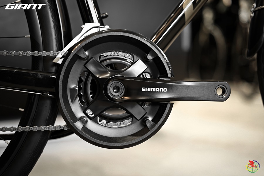 จักรยาน GIANT ESCAPE 2 CITY DISC 2x8สปีด ดิสน้ำมัน พร้อมตะแกรงท้ายและบังโคลน, Giant NEW 2024