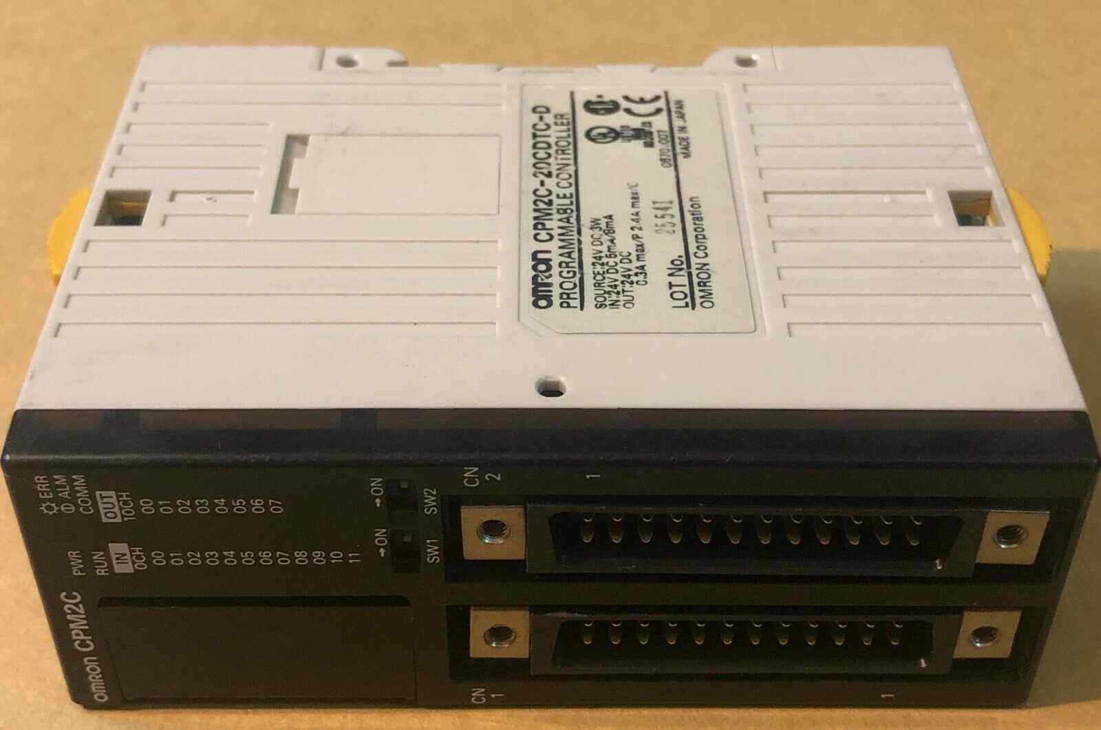 PLC " OMRON " รุ่น CPM2C-20CDTC-D