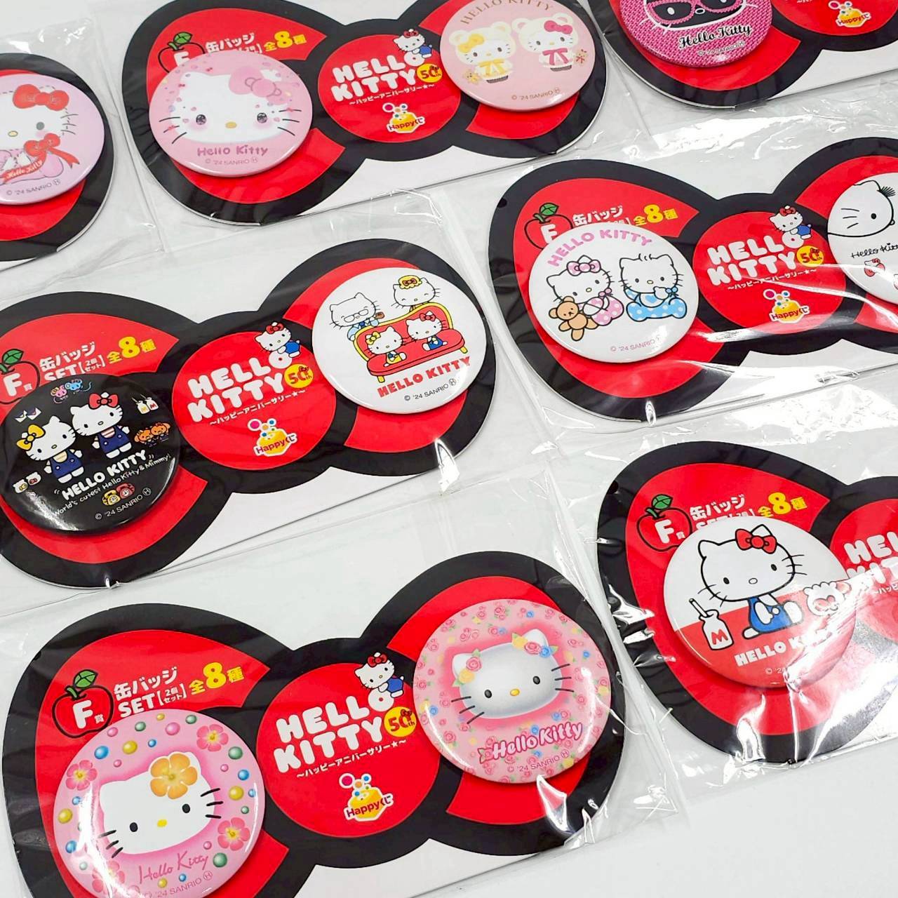 ✨ กาชาปองเซ็ตเข็มกลัด Hello Kitty 50th Anniversary (ลิขสิทธิ์แท้จากญี่ปุ่น) 1 เซ็ตได้ 2 ชิ้น ✨