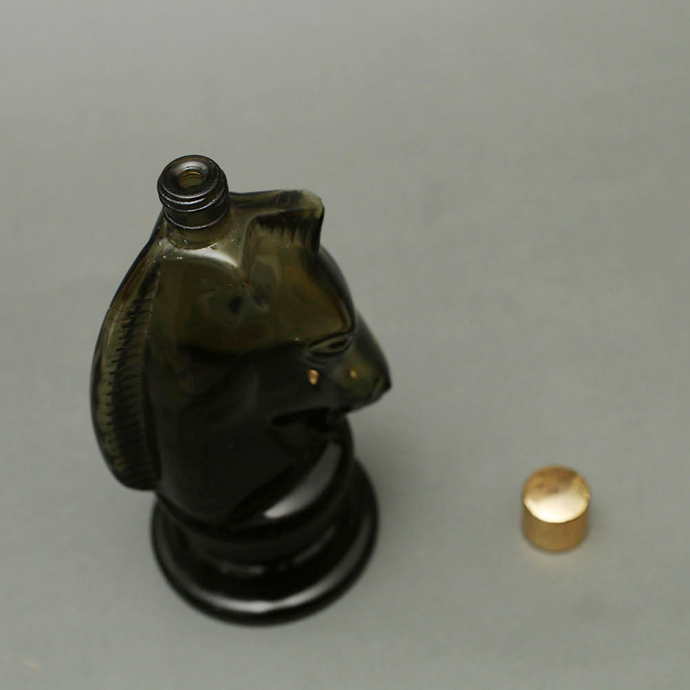 ขวดแก้วน้ำหอม รูปม้า AVON PONY DECANTER ขวดเปล่า สภาพดี