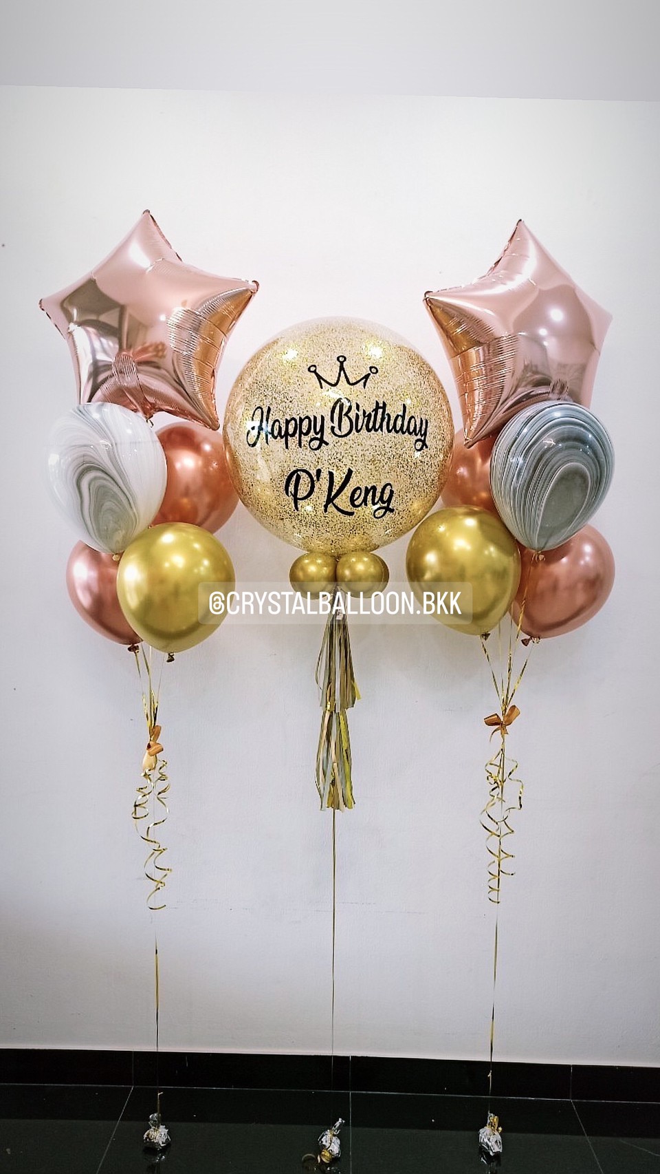 ลูกโป่ง วันเกิด Bubble ขนาด 24" กลิตเตอร์สีทอง พร้อมตกแต่ง ช่อลูกโป่งฟอยล์ดาว ขนาด 24" ช่อ 5 ลูก 2 ช่อ สามารถเปลี่ยนสีลูกโป่ง/เปลี่ยนข้อความ/เปลี่ยนขนาดได้