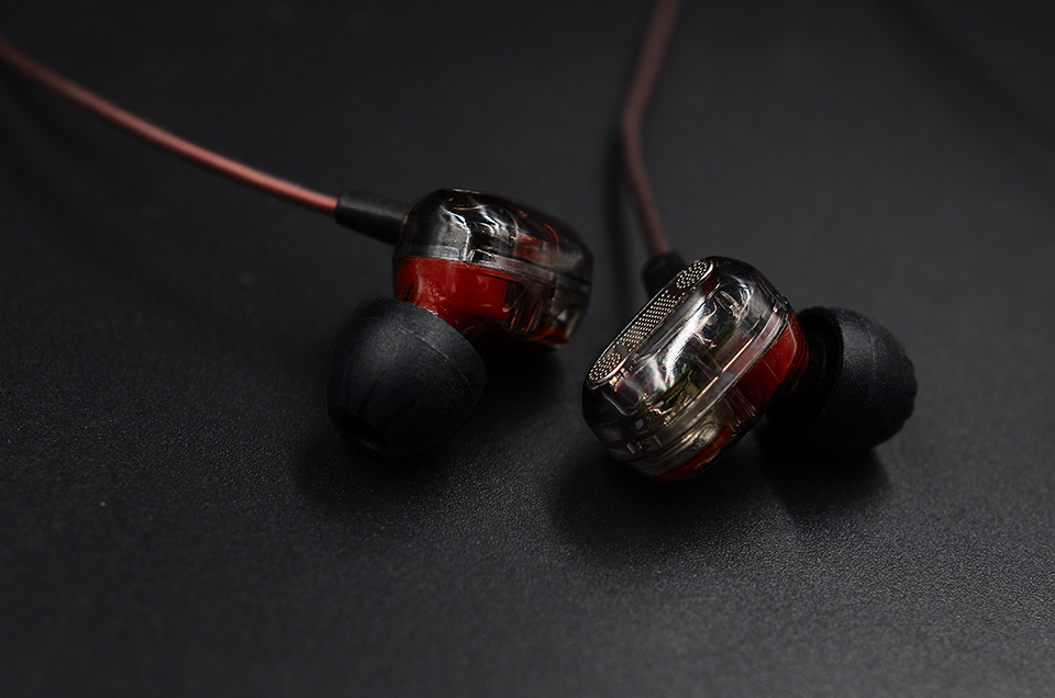 ขายหูฟัง KZ ZSE หูฟัง2ไดรเวอร์ที่ถูกที่สุดในปฐพี