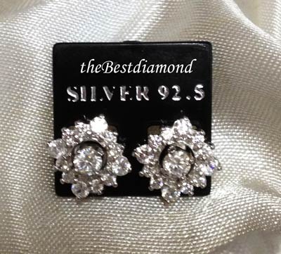BE206SRD+++ต่างหู 2 in 1+++ต่างหูสุดเก๋ ตัวเรือนเป็นเงินแท้ ใส่ได้ 2 แบบ คุ้มสุดๆๆ เพชรสวยมากๆๆ ดีไซน์เลิศ