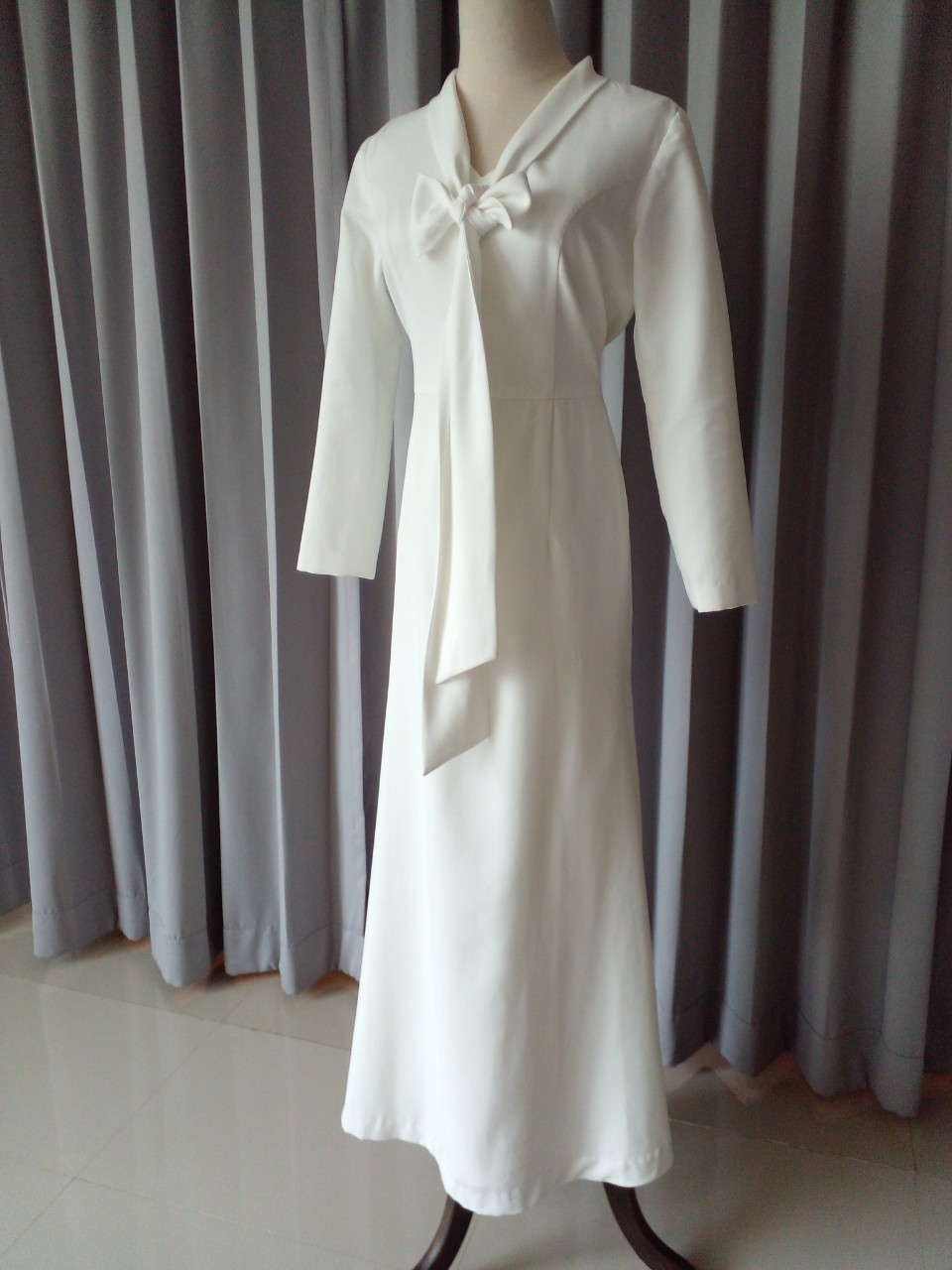 พร้อมเช่า ชุดแต่งงาน มินิมอล ชุดหมั้น งานตัด แขนยาว