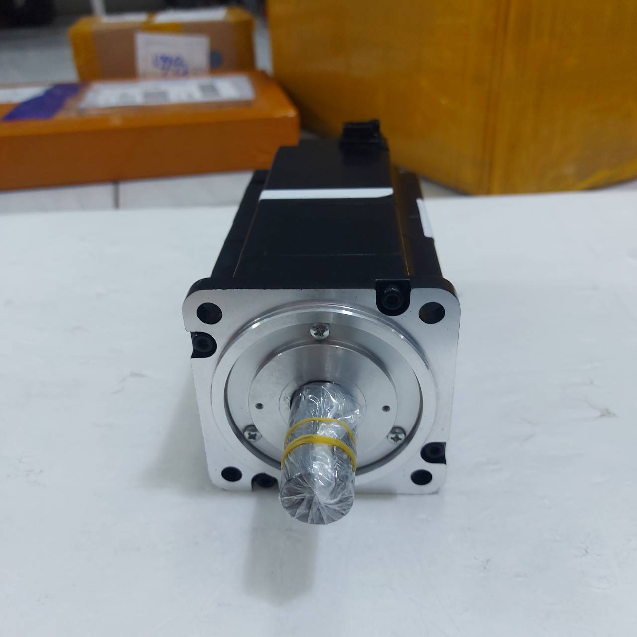 SGM7J-08A7A2E SERVO MOTOR " YASKAWA "