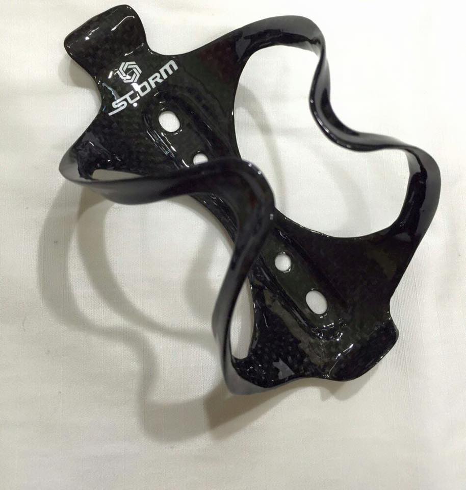 ขากระติกคาร์บ้อน STROM CARBON BOTTLE CAGE (ดำด้าน และ ดำเงา)