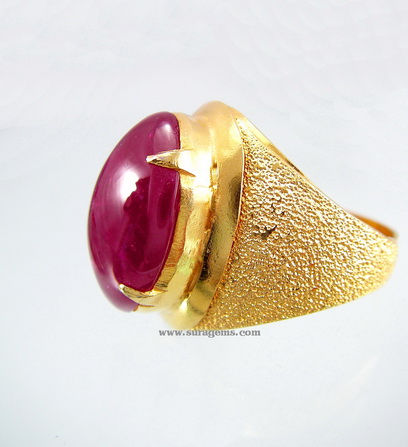 ทับทิมพม่า Natural Burma Ruby ใบเซอร์AIGS ทรงมาร์คีส์ สีแดงเลือดนกสดสวย รูปสวยทรงงาม ขนาด 17.21x11.39x5.89 มม. นน. 10.15 ct.