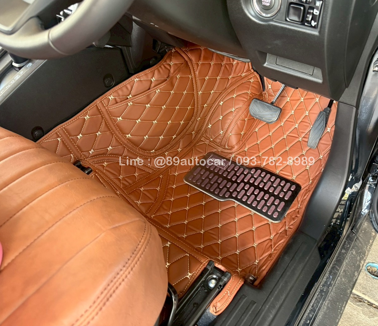 พรมปูพื้นรถยนต์ Suzuki Jimmy 2025 พรมVVIP ด้ายคู่ สีน้ำตาลเข้มด้ายทอง เต็มคัน