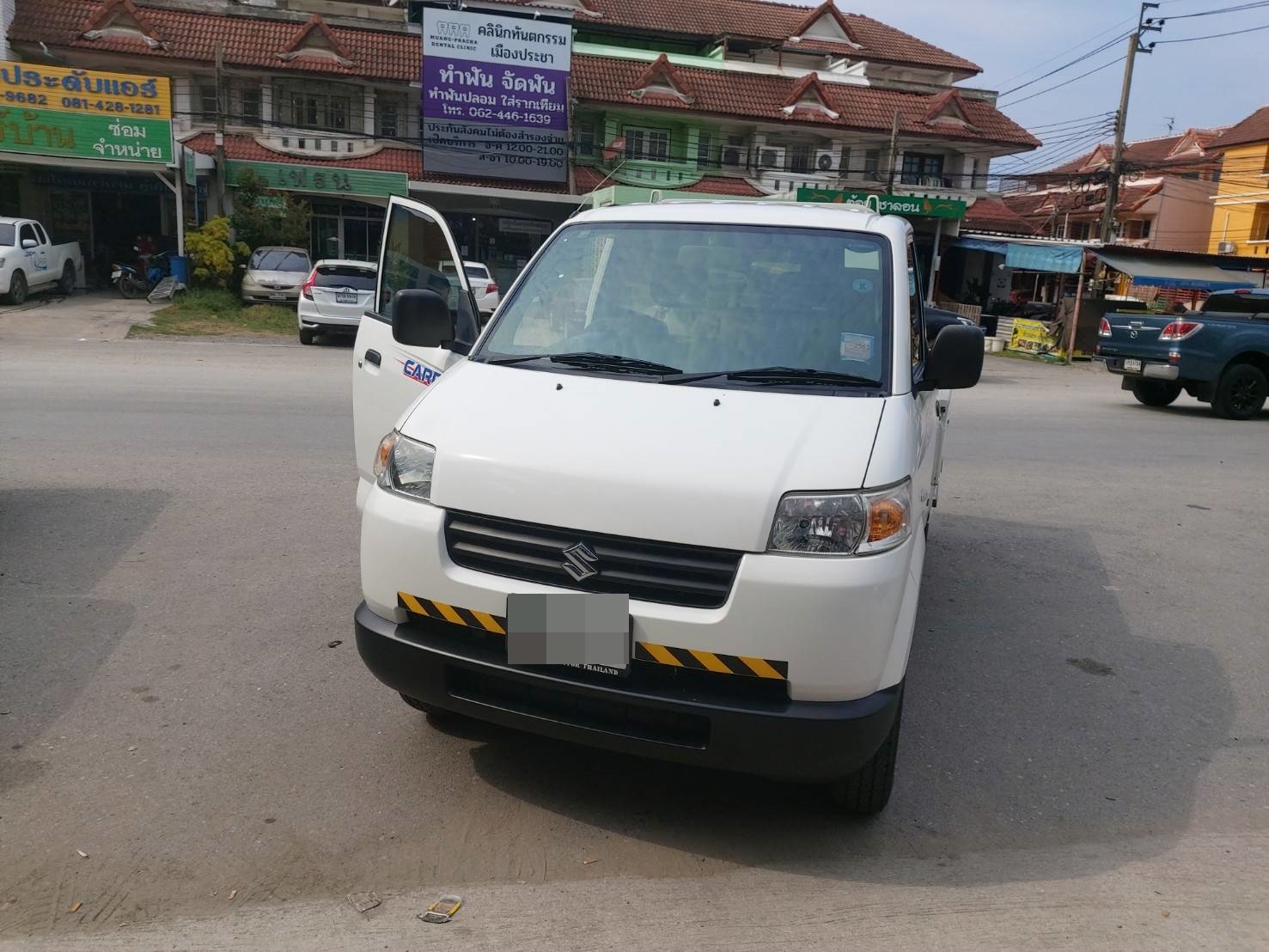 พรมหนัง PU ปูพื้นรถ Suzuki Carry สีแดงไวน์ เต็มคัน