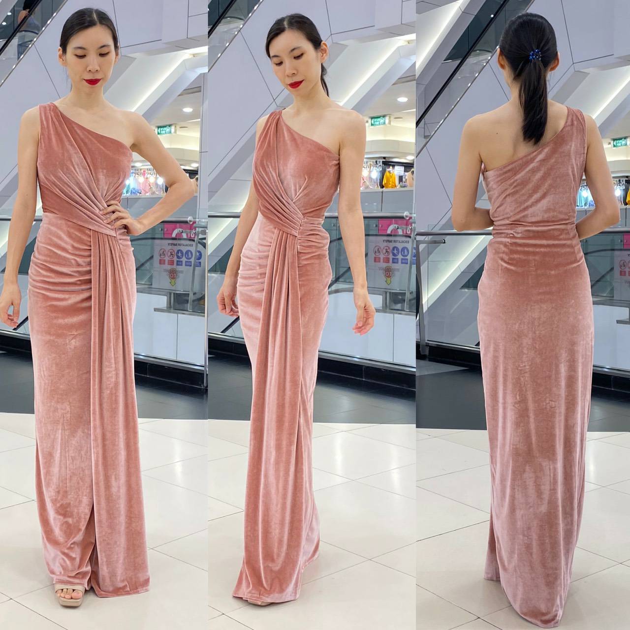 พร้อมเช่า ชุดเดรส เดรสไหล่เดียว แพทเทิร์นเก๋ จับเดรปหน้า สีน้ำเงิน เนื้อกำมะหยี่