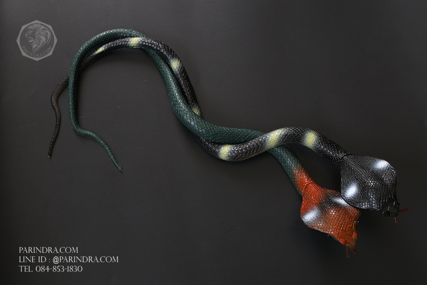 โมเดลงูเห่า เหมือนจริงมาก ทำจากยางยืดหยุ่น สวยๆครับ