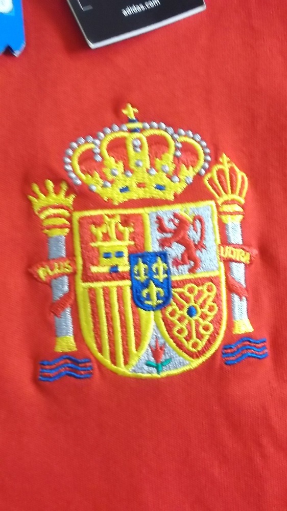 เสื้อฟุตบอล ทีมชาติสเปน ชุดเหย้า เรโทร ชุดลุยศึกฟุตบอลโลก 1994 ใหม่ M-Size / SPAIN Football Shirt Retro Home Kit World Cup 1994 Jersey NEW M-Size