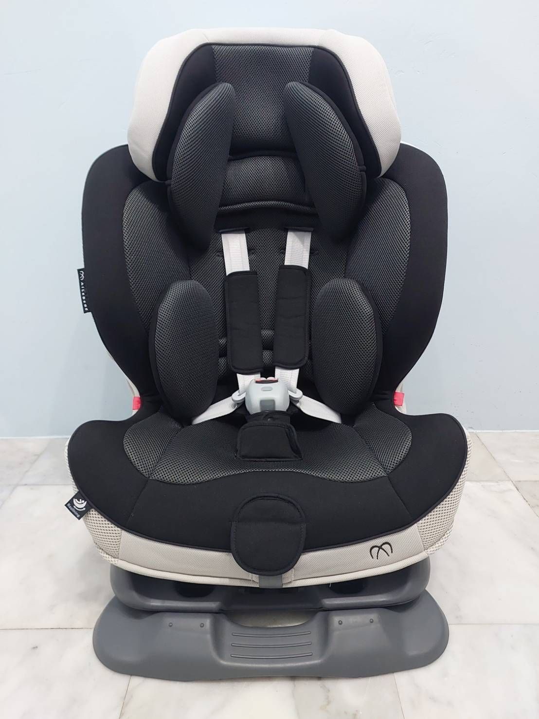 คาร์ซีทสำหรับเด็ก 1-7 ขวบ Ailebebe Swingmoon **มือสอง อะไหล่แท้ ไม่มีตำหนิ ทำความสะอาดฆ่าเชื้อพร้อมใช้งาน**