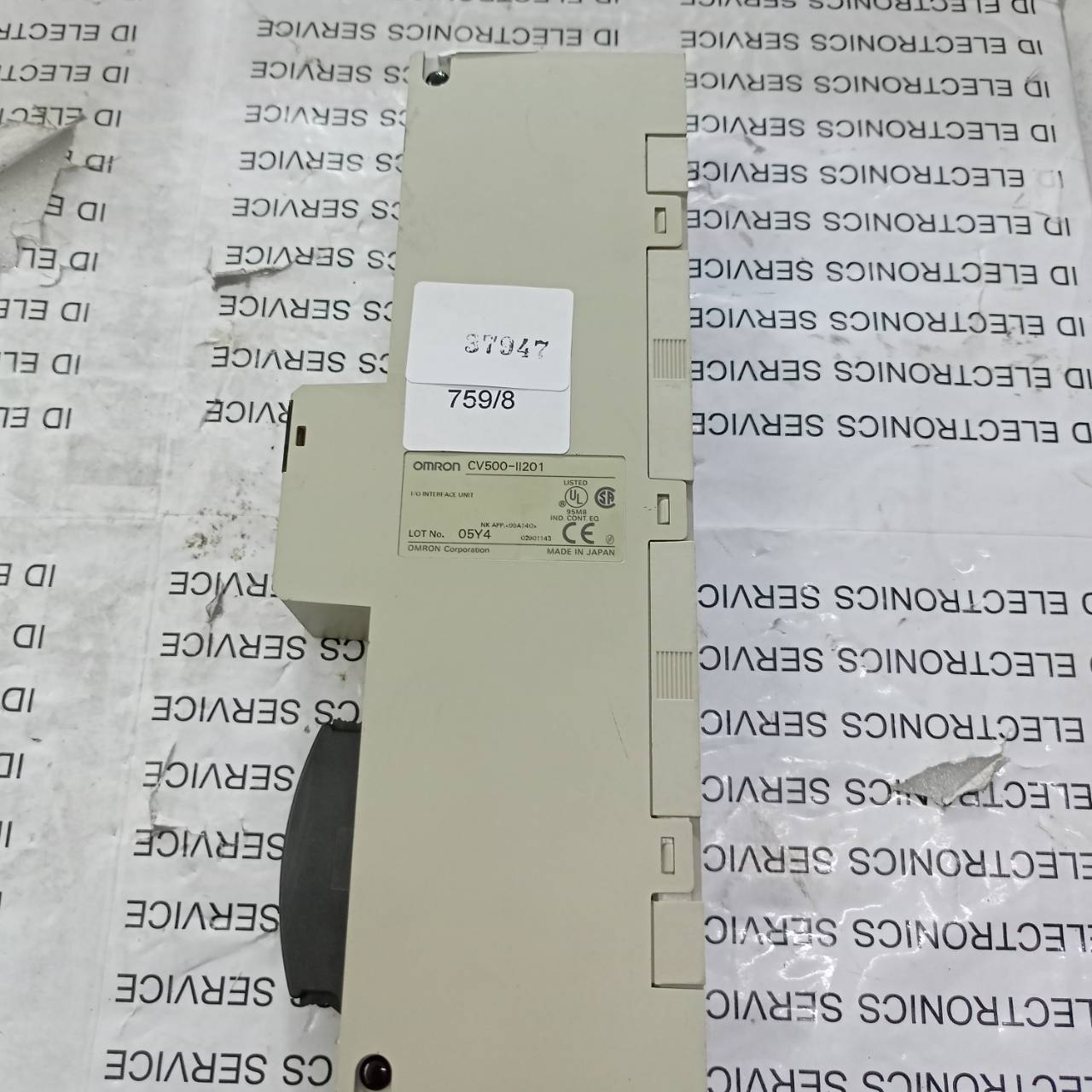 CV500-II201 PLC " OMRON "