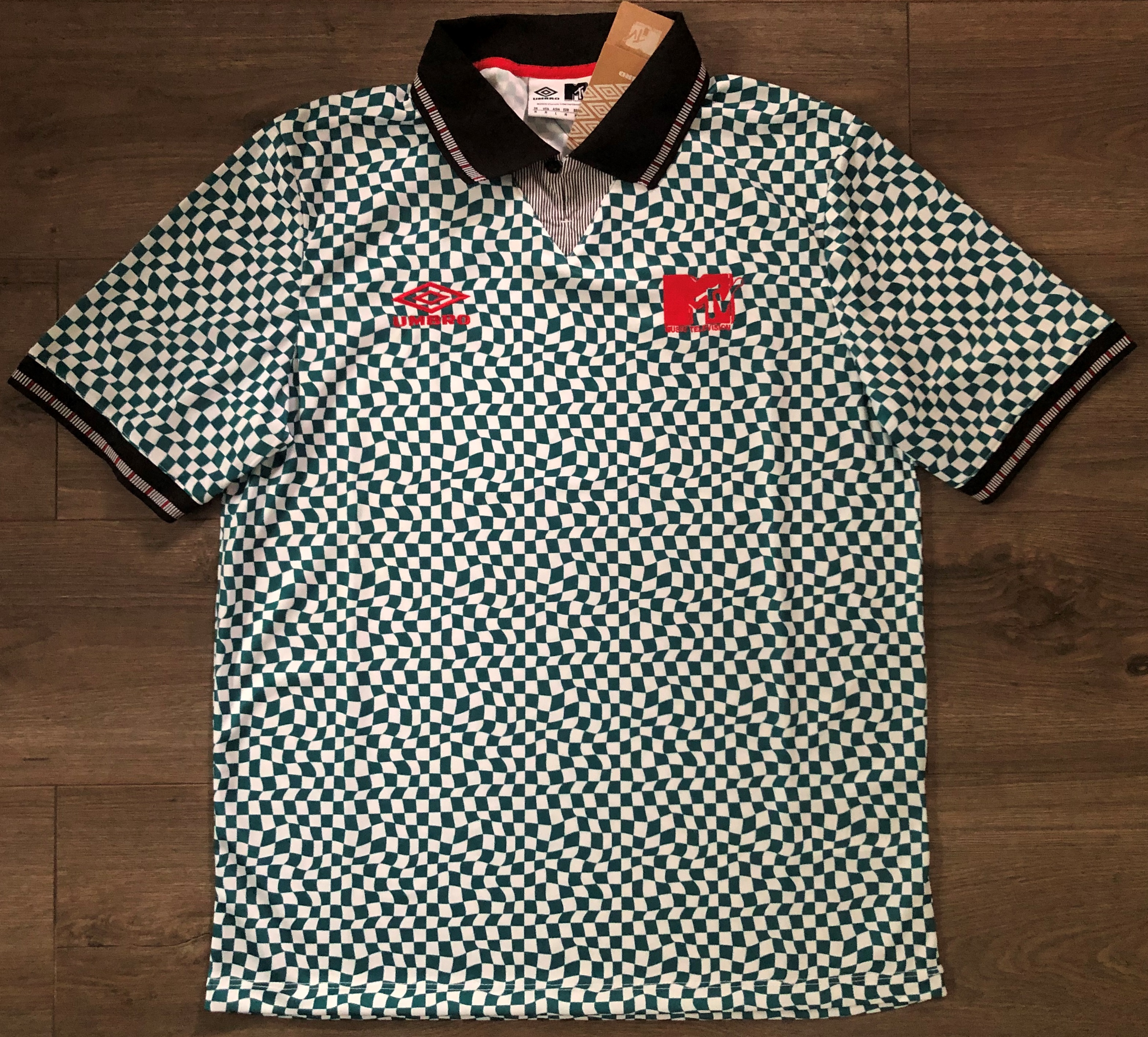 เสื้อฟุตบอล UMBRO ชุดคอลเลคชั่น The MTV 2023 ใหม่ M-Size / UMBRO Football Shirt The MTV 2023 Jersey NEW M-Size