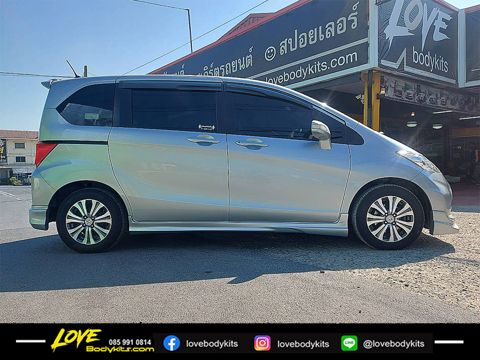 ชุดแต่ง FREED 2012 : MUGEN V2