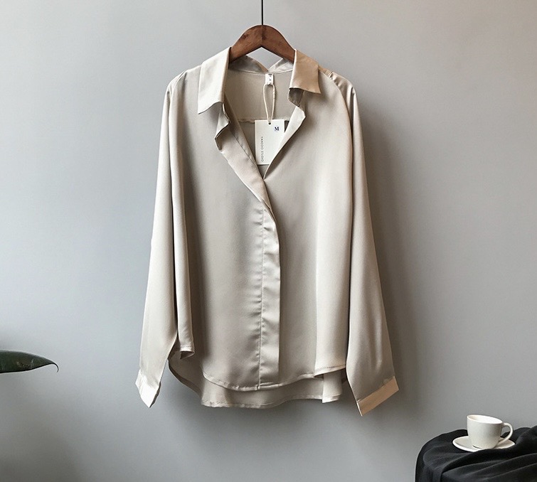 เสื้อเชิ้ตผ้าซาติน
