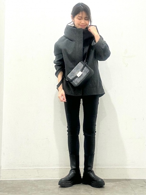 GU shoulder bag กระเป๋าหนัง Pu งานตัดเย็บเรียบร้อย แทรกผ้าไนลอน และเรยอน เพิ่มดีเทลให้ลายสวยงาม