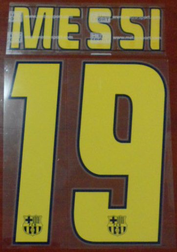 ชุดชื่อและเบอร์ติดเสื้อฟุตบอล #10 เมสซี่ สโมสรบาร์เซโลน่า (ชุดเหย้า 2005/06) PLAYER SIZE ใหม่ / #10 MESSI BARCELONA Football Club (Home 2005/06) PLAYER SIZE Name and Number Set NEW