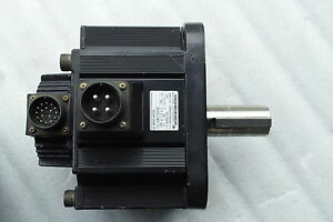 SERVO MOTOR " YASKAWA " รุ่น SGMG-20A2AB