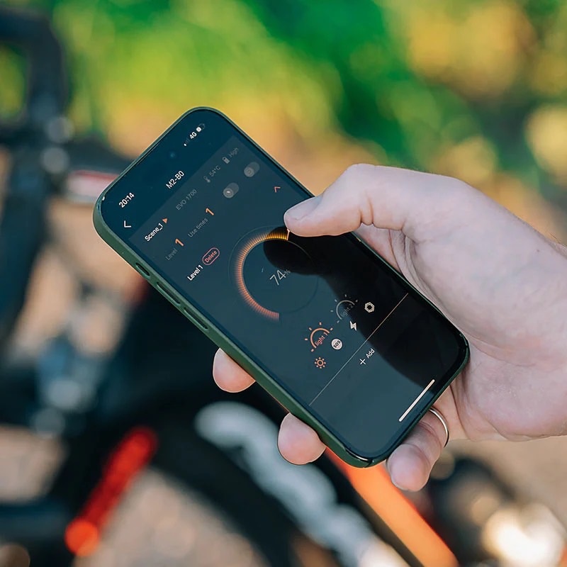 ไฟหน้า Magicshine EVO 1300 กำลังขับสูงสุด: 1300 LUMENS รันไทม์สูงสุด 15 ชม กันน้ำ IPX6 ความจุแบตเตอรี่ 3.6V 3200mAh