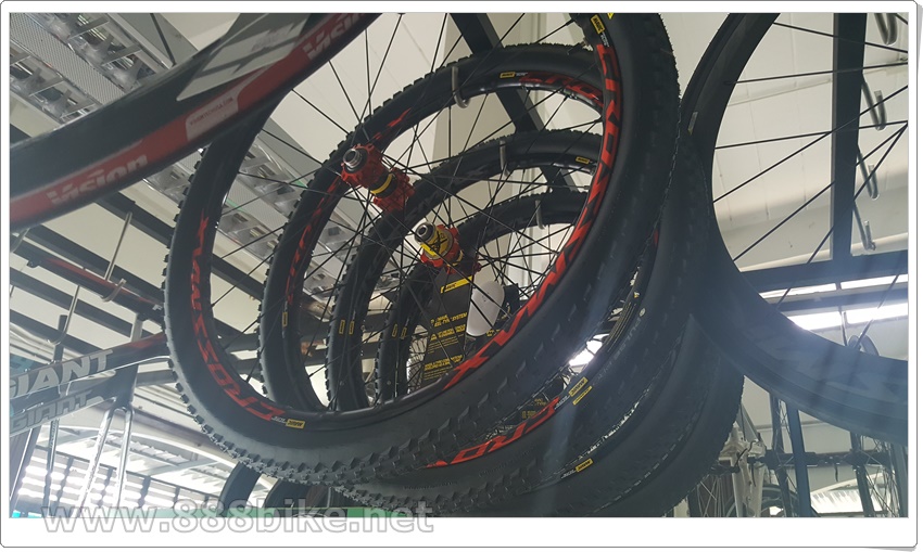 ชุดล้อสำเร็จ ชุดล้อเสือภูเขา MAVIC CROSSMAX ELITE 27.5 WTS RED 2.1, 650B 2017