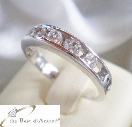 BR052RD+++แหวนแถวแบบหนีบ ฝังแบบห่างๆเล็กน้อย+++แบบเท่ห์ๆ สไตน์Modern จัดวางรูปแบบได้เฉี่ยว ทันสมัย ใส่แล้วสวยดีค่ะ ใส่ได้ทุกโอกาส ใส่ติดนิ้วได้สบาย