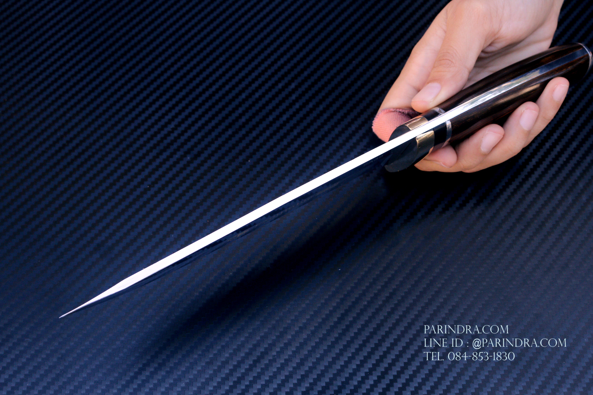 มีดเดินป่า COLUMBIA รุ่น SA39 ด้ามไม้มีลวดลาย ทรงใบมีดสวย คมกริบ