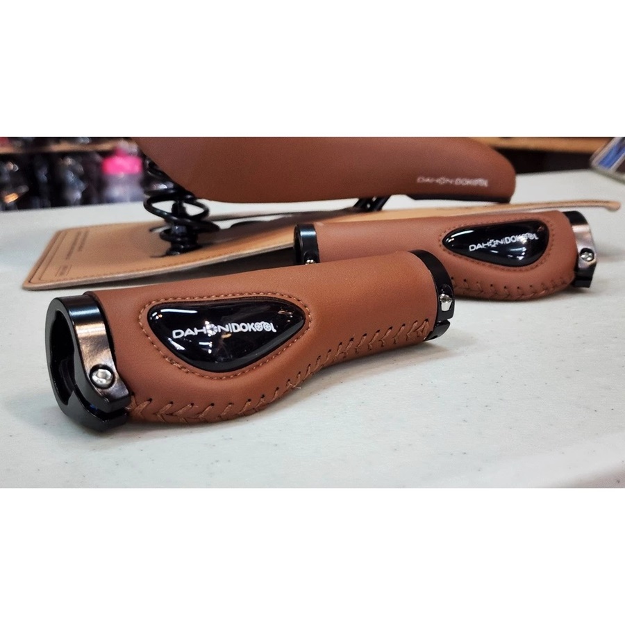 DAHON Classic Leather Gel Palm Grips | ปลอกแฮนด์จักรยานหนังแท้พร้อมเจลซิลิโคน ลดแรงกระแทก