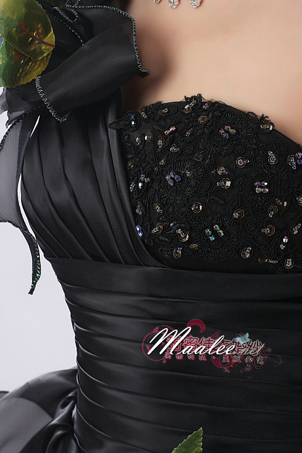 พร้อมเช่า ชุดแฟนซี ชุดราตรีสั้น กระโปรงระบาย ผ้าแก้ว แต่งดอกไม้สวยหวาน สีดำ (เชือกผูกหลัง)