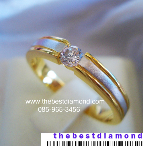 แหวนเพชรเม็ดเดียวขนาด 10 ตัง เก๋ๆ เรียบๆ วงนี้เป็นสองกษัตริย์ งานเนี้ยบ แบบนี้สาวรุ่นชอบมากค่ะ รหัส BR029SR