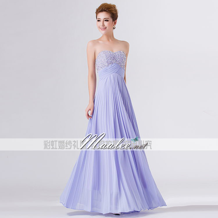 พร้อมเช่า ชุดราตรียาว เกาะอก ปักเลื่อม สีม่วง กระโปรงอัดพลีตพลิ้วสวย (แบบนี้มีหลายสี)