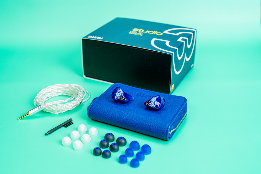 ขาย DUNU SA3 หูฟัง 3 ไดรเวอร์ (3BA) รองรับ Hi-Res