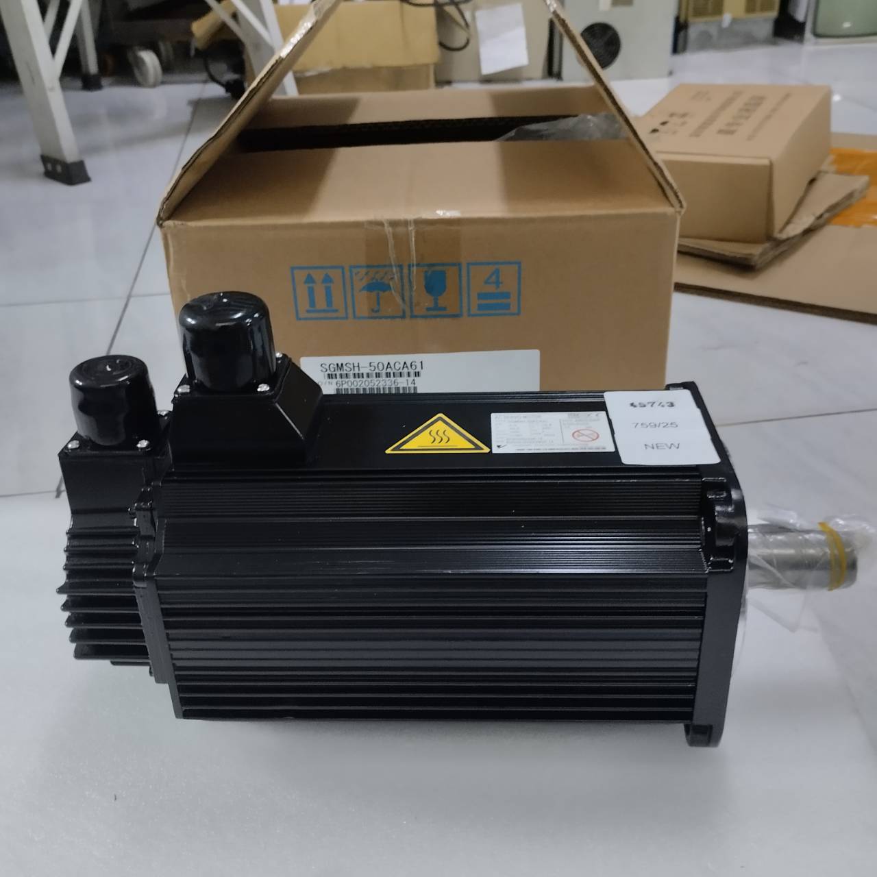 SGMSH-50ACA61 SERVO MOTOR " YASKAWA "