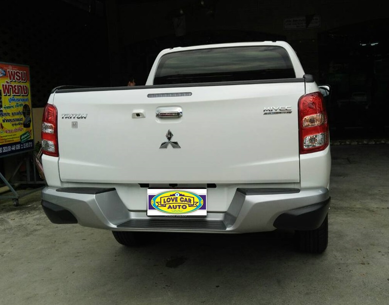 โรงงานพรมรถยนต์ Mitsubishi Triton 4 ประตู All New ไวนิลสีดำขอบดำ
