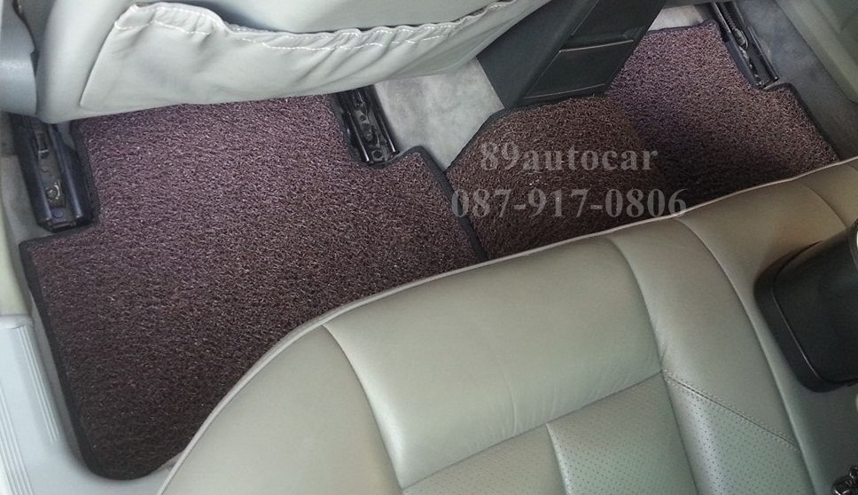 พรมปูพื้นในรถยนต์ Benz C240 W202 ไวนิลสีน้ำตาลขอบดำ