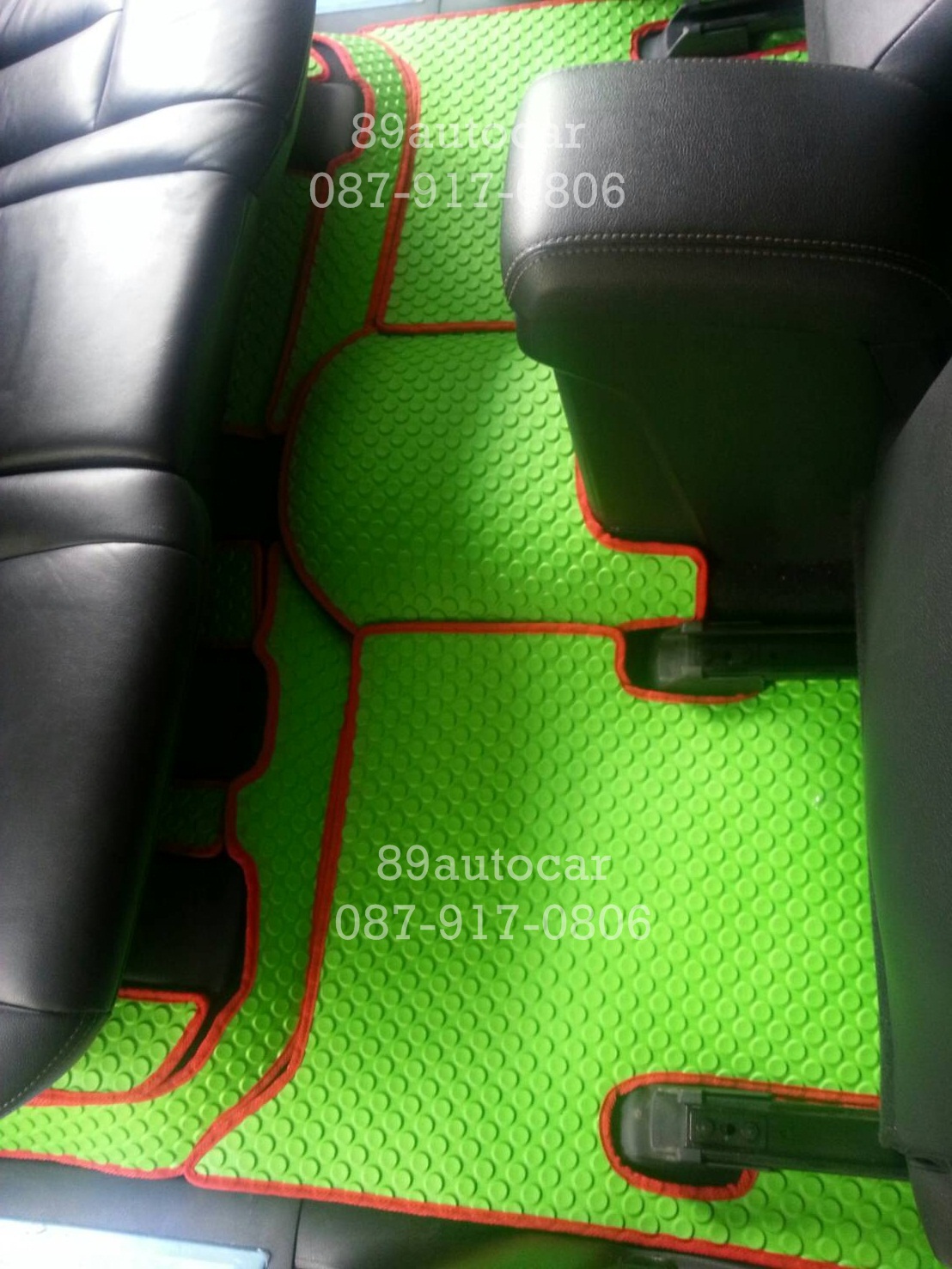 ขายยางปูพื้นรถเข้ารูป Isuzu Mu-X ลายกระดุมสีเขียวขอบแดง