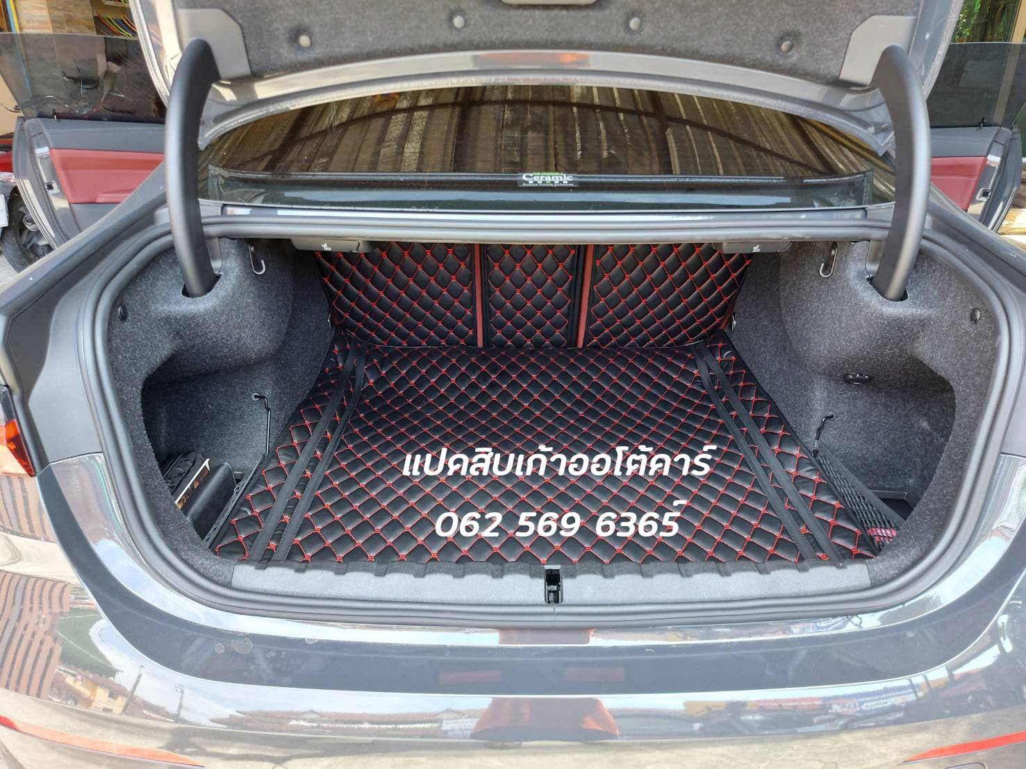 ขายพรมรถยนต์ BMW 430I G22 ปี 2022 ปูพรมหกดี สีดำด้ายแดง เต็มคัน