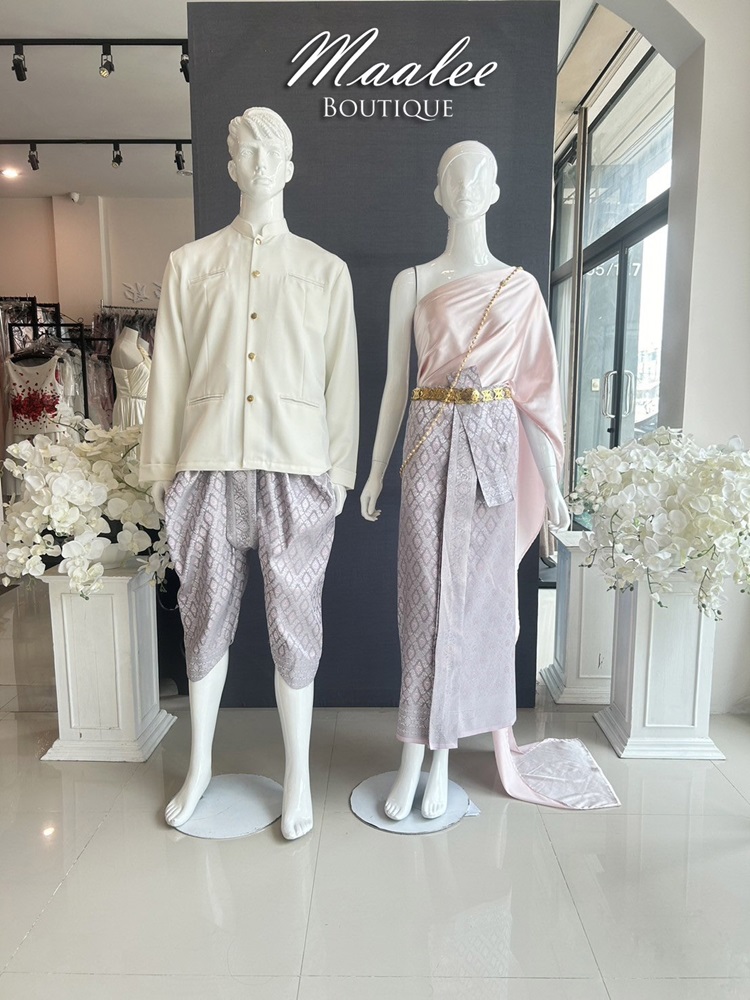 เช่า ชุดไทย ชุดเพื่อนเจ้าสาว ชุดไทยผ้าถุงสีเทาชมพูเงิน สไบเรียบสีชมพู