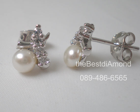 BE614RD+++ต่างหูมุกแท้ x style +++รูปแบบดูดี ไฮโซ ผู้ดีมากค่ะ แบบเรียบๆ แต่เก๋ ใส่ติดหูได้ทุกโอกาส