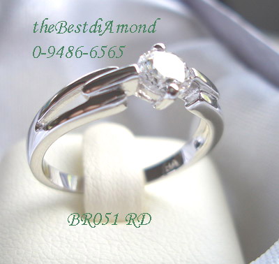 แหวนเพชรเม็ดเดี่ยว ขนาดเพชร 30 ตัง น่ารัก เพชรไม่ใหญ่ค่ะ งานทองขาว 24 K หนา 5ไมครอน รหัส BR051RD